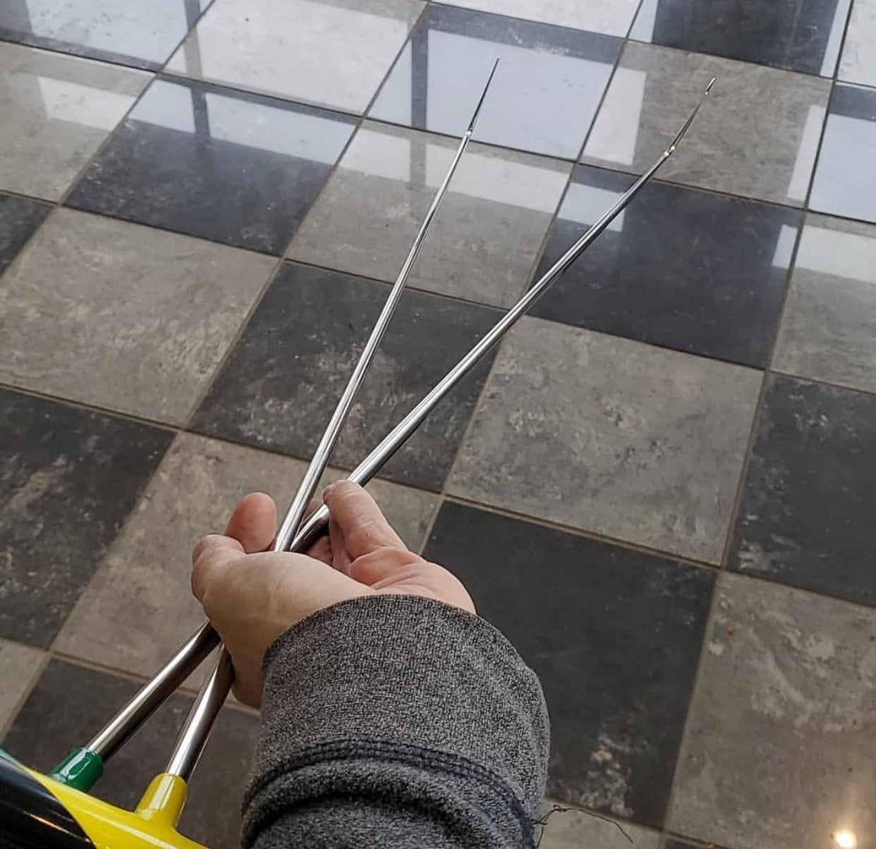 Chameleon Sharp Tip Fixed Handle 48"